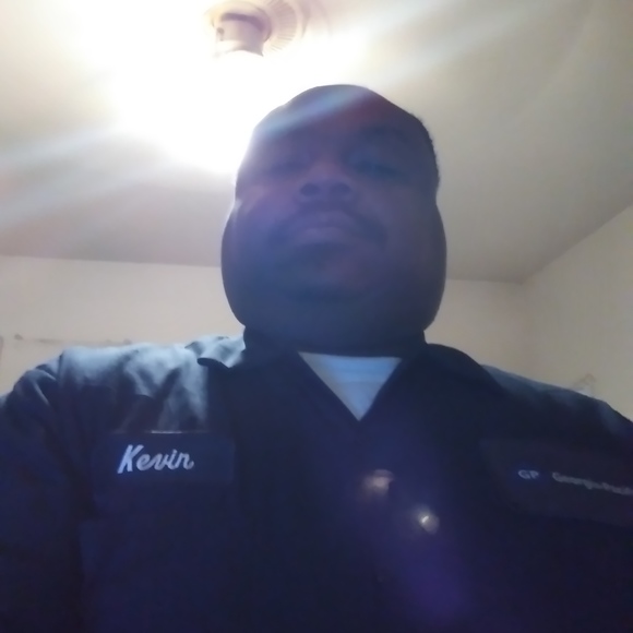 Meet your Posher, Kevin - Picture 1 of 1